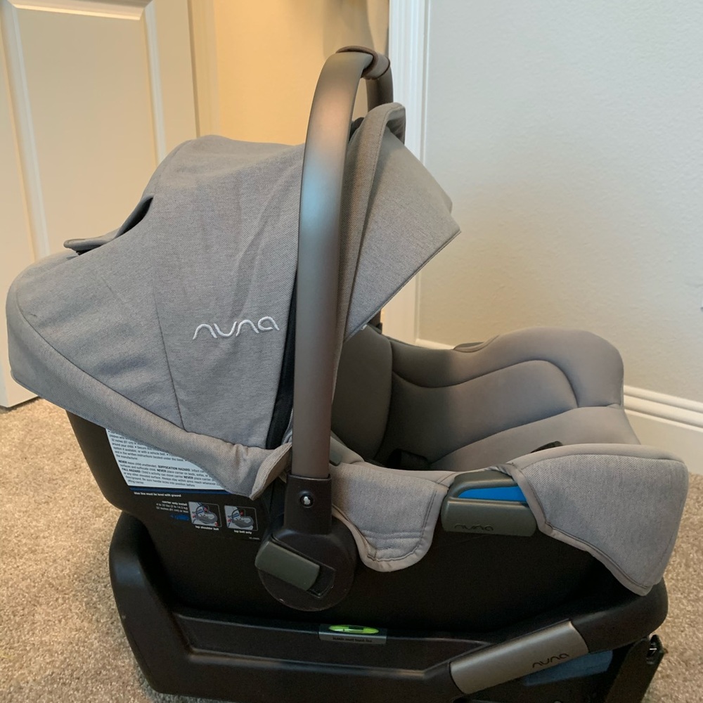 Nuna pipa car seat